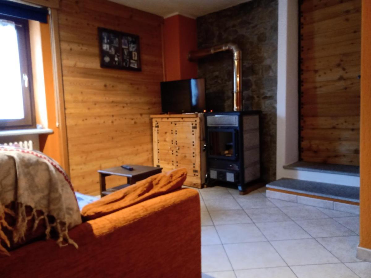 Вілла Casa Gio Cir 0001 Аоста Екстер'єр фото